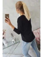 Halenka s grafickou a barevnou 3D mašlí černá