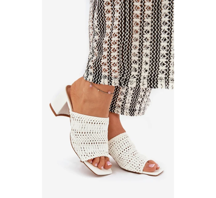 Dámské Pantofle S Pletením Na Podpatku Bílé model 21689432 - Boto Dámské Pantofle S Pletením Na Podpatku Bílé model 21689432 - Boto