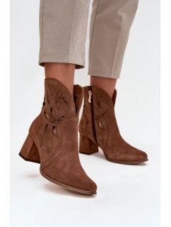 Semišové perforované dámské kotníkové boty na podpatku Zazoo 3647 hnědé