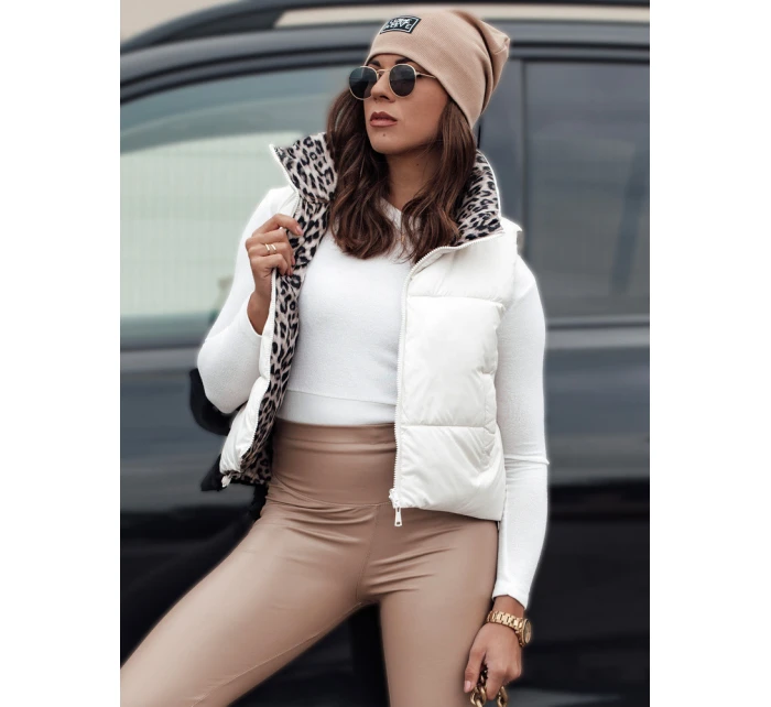 Dámská přechodná krátká prošívaná oboustranná vesta bílá Dstreet model 21980836 - FashionStreet