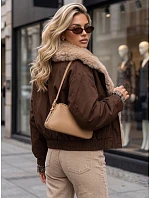 Krótka kurtka damska z brązowa model 22341039 - FashionStreet Krótka kurtka damska z brązowa model 22341039 - FashionStreet