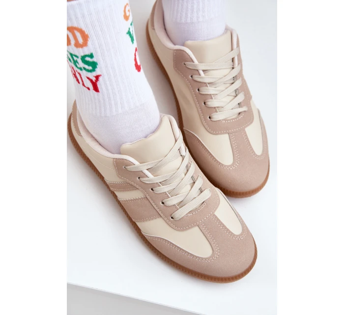 Nízké Dámské Tenisky Z Eko Kůže Béžové model 21683211 - Boto Nízké Dámské Tenisky Z Eko Kůže Béžové model 21683211 - Boto