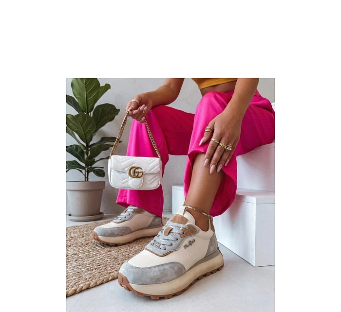 Sportovní boty na platformě model 226041 Solea