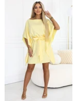 287-41 SOFIA Motýlí šaty se zavazováním v pase - pastelový citron