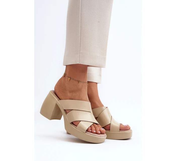 model 21647974 Kožené žabky na podpatku béžové - Zazoo