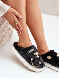 Futrzane Pantofle S Odznaky Černé Ivelfedi