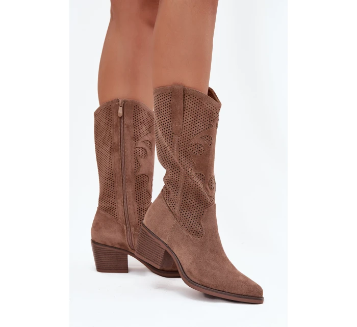 Dámské perforované kozačky Olivette – kovbojky na podpatku – tmavě béžové Dámské perforované kozačky Olivette – kovbojky na podpatku – tmavě béžové