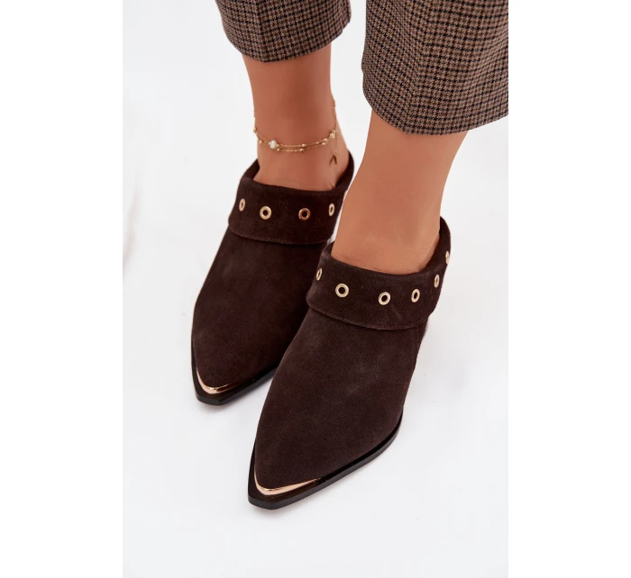 Semišové dámské sandály na podpatku D&A model 22031840 čokoládové - S.Barski