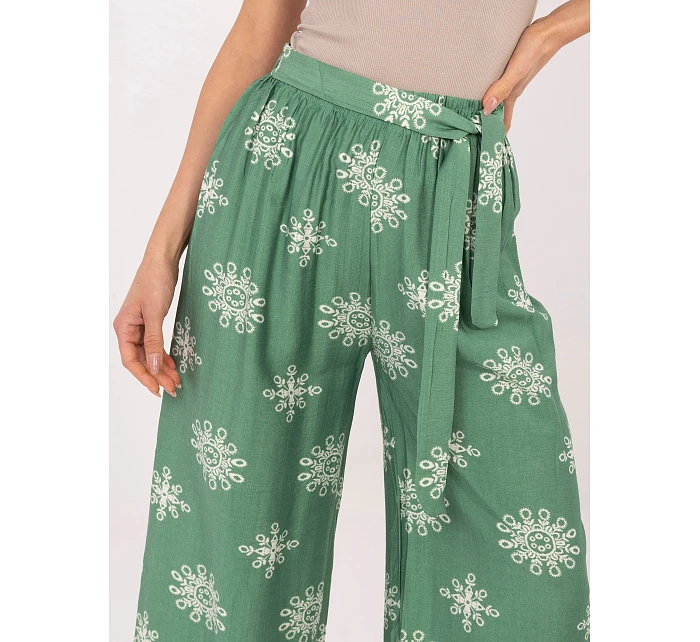 Spodnie SP zielony model 22097797 - FPrice Spodnie SP zielony model 22097797 - FPrice