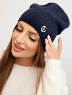 Dámská klasická čepice z měkkého úpletu s model 21480749 - K-Fashion