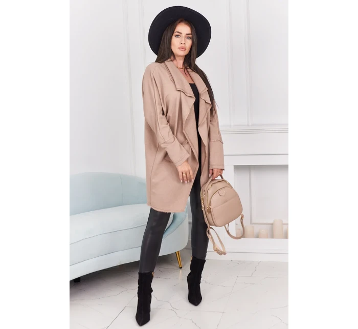 Kapska s kapsami tmavě béžová