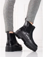 Stylové dámské kotníčkové boty na plochém podpatku Stylové dámské kotníčkové boty na plochém podpatku