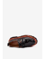 Kožené dámské lakované polobotky model 21712382 Černé - Artiker