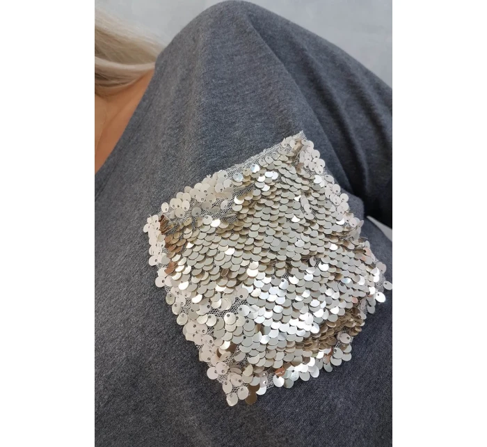 Flitrové šaty s kapsami v grafitové barvě