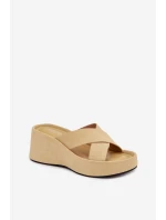 Dámské pantofle na platformě z žluté model 21919321 - Boto