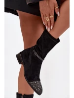 Dámské kotníkové boty na nízkém podpatku s ozdobou a páskem D&A MR52-165 Černé