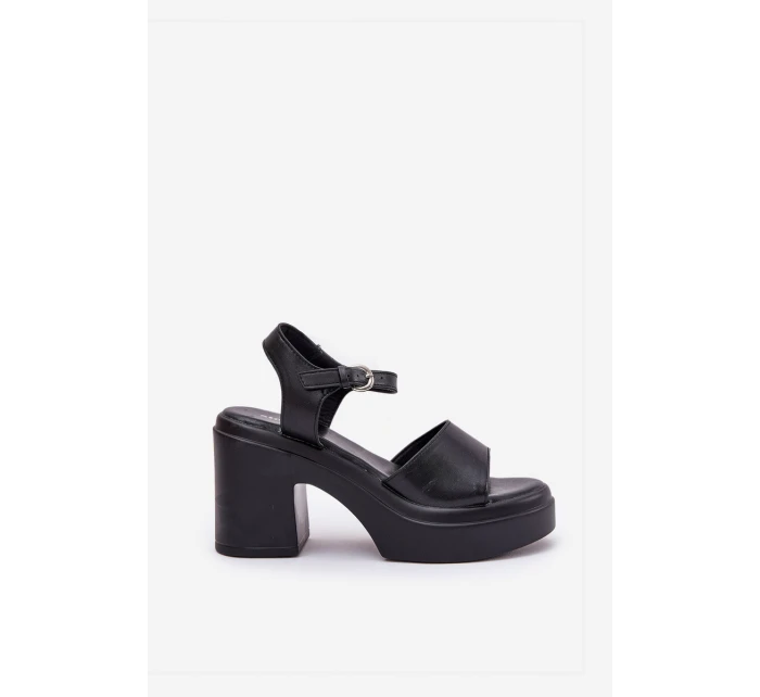 Dámské sandály na masivním podpatku a platformě z eko kůže černé model 21687167 - Boto Dámské sandály na masivním podpatku a platformě z eko kůže černé model 21687167 - Boto