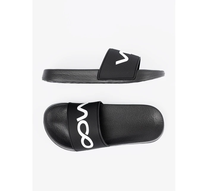 Pohodlné nazouváky černé dámské na plochém podpatku Pohodlné nazouváky černé dámské na plochém podpatku