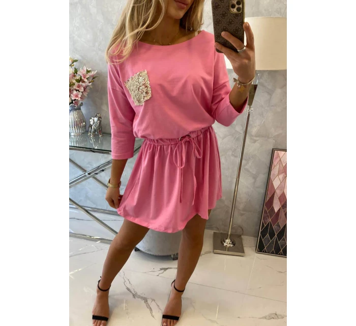 Šaty s flitrovou kapsou světle růžové Šaty s flitrovou kapsou světle růžové