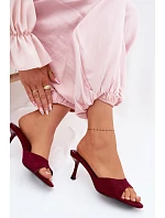 Sandály z imitace semiše na podpatku bordové model 22103082 - Boto Sandály z imitace semiše na podpatku bordové model 22103082 - Boto