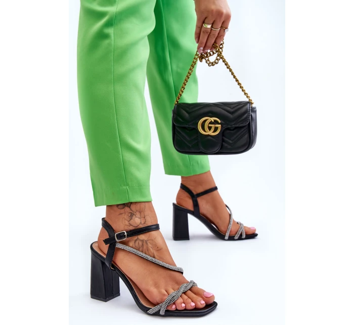 Kožené sandály s kamínky podpatky Černé model 21614510 - Boto Kožené sandály s kamínky podpatky Černé model 21614510 - Boto