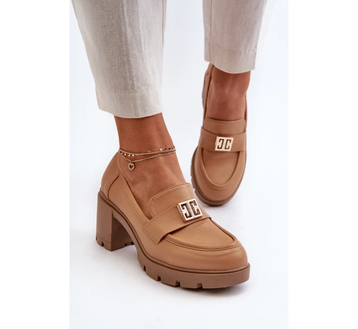 Dámské polobotky na podpatku s ozdobou Camel model 21655233 - Boto Dámské polobotky na podpatku s ozdobou Camel model 21655233 - Boto