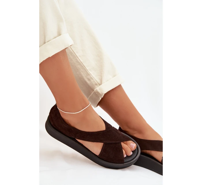 Dámské sandály model 22027710 z přírodního semiše Čokoládové - Zazoo