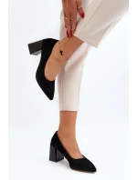 Sametové lodičky na podpatku černé model 21649291 - VINCEZA