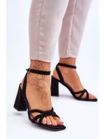 Klasické semišové sandály na podpatku černé Bernett Klasické semišové sandály na podpatku černé Bernett