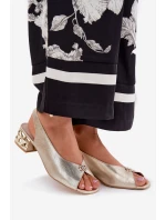 Kožené elegantní dámské sandály model 21691879 zlaté - CheBello