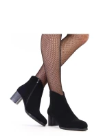 Boty na podpatku  model 218816 Solea