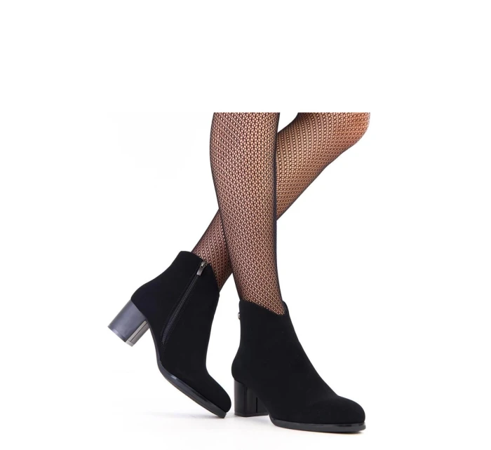 Boty na podpatku  model 218816 Solea