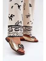 Ploché Sandály S Dekorací Eko Kůže Zlaté Lilria Ploché Sandály S Dekorací Eko Kůže Zlaté Lilria