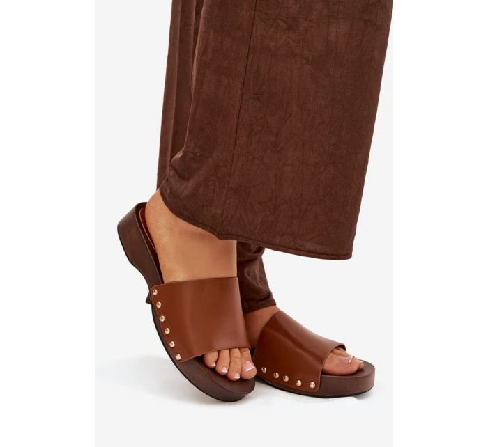 Dámské pantofle s přezkami Camel Terissa