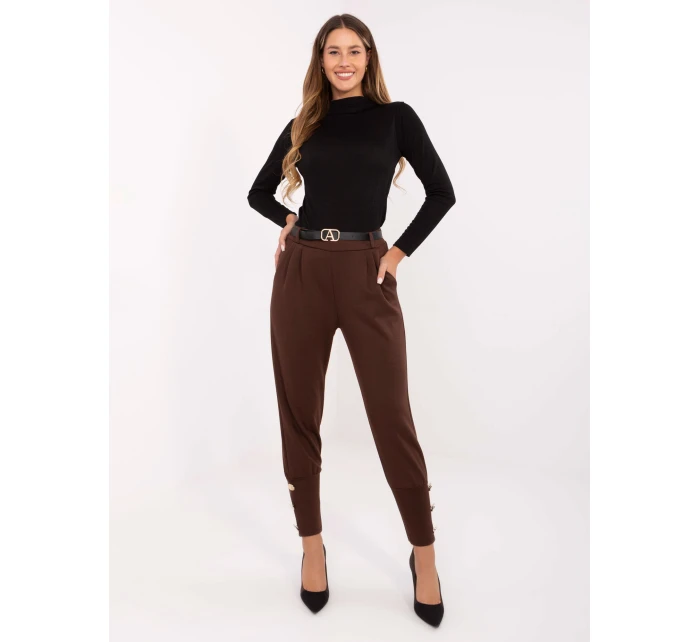 Spodnie IT SP model 21441167 ciemny brązowy - FPrice