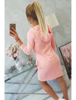 Šaty s kapucí a kapsami meruňková