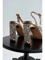 Sandály na podpatku s ozdobou a krystaly D&A MR52-236 zlaté Sandály na podpatku s ozdobou a krystaly D&A MR52-236 zlaté