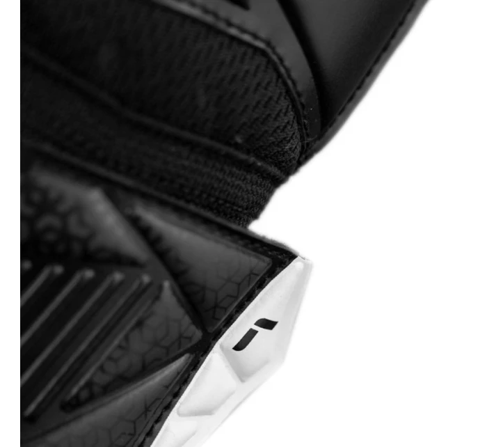 Attrakt Resist Jr brankářské rukavice model 20941814 7700 - Reusch