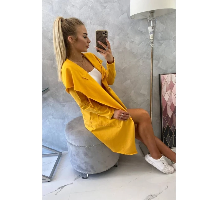 Volná bunda s kapucí v hořčicové barvě Volná bunda s kapucí v hořčicové barvě