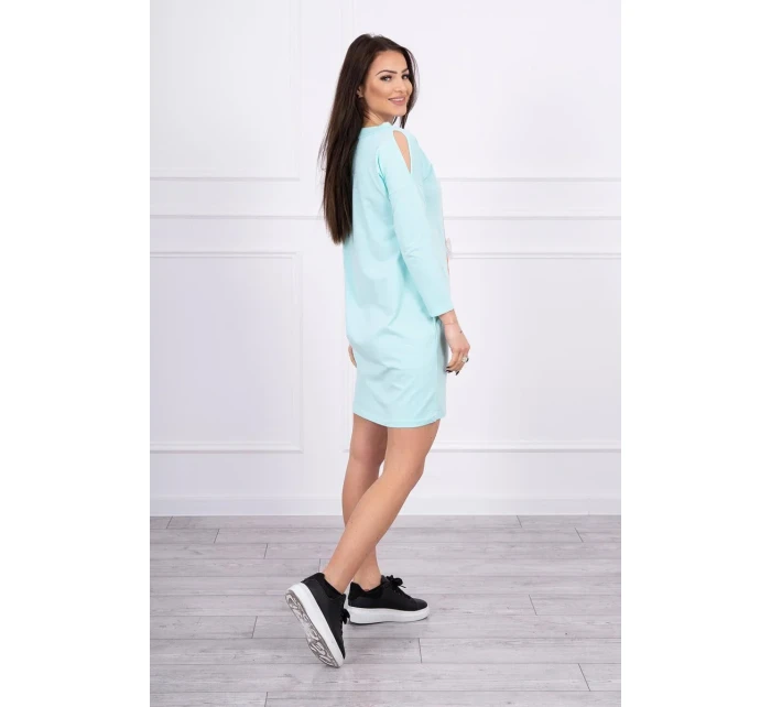 Šaty s 3D grafikou, mátová krajka