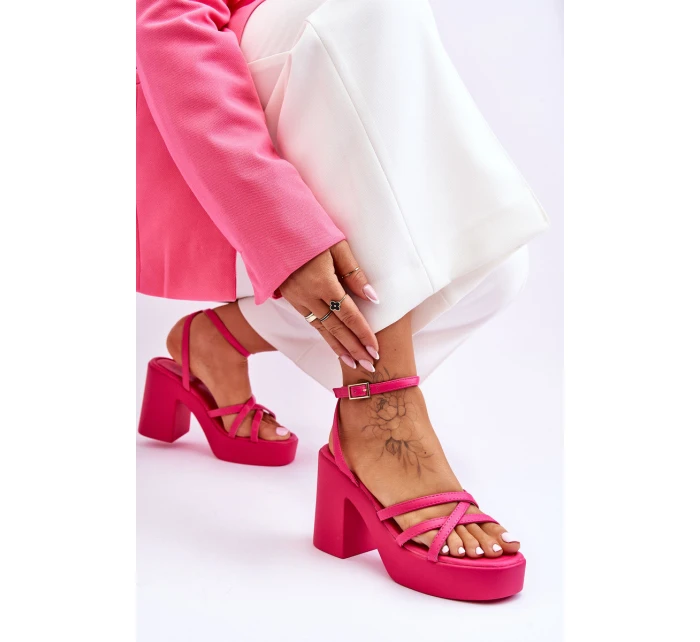 Módní sandály na vysokém podpatku s pásky Fuchsie model 21620482 - Boto Módní sandály na vysokém podpatku s pásky Fuchsie model 21620482 - Boto