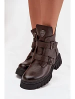 Kožené zateplené dámské boty s přezkami a ozdobným detailem model 21707567 čokoládové - Zazoo