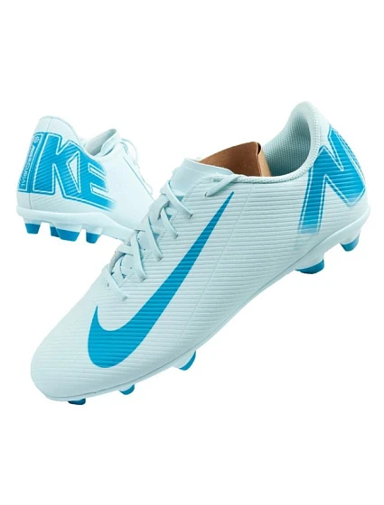 Boty Columbia III Mid WP M 44 model 22071888 - NIKE Boty Columbia III Mid WP M 44 model 22071888 - NIKE