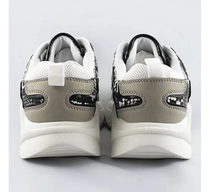 Bílé dámské sportovní boty model 17182435