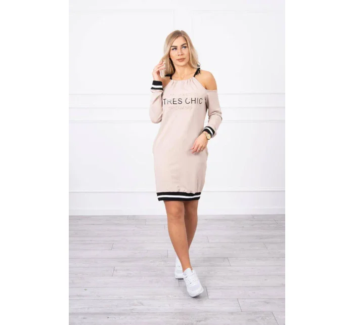 Béžové šaty Tres Chic Béžové šaty Tres Chic