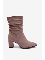 Dámské zateplené kozačky na podpatku s horní částí Taupe model 22368643 - EVENTO Dámské zateplené kozačky na podpatku s horní částí Taupe model 22368643 - EVENTO