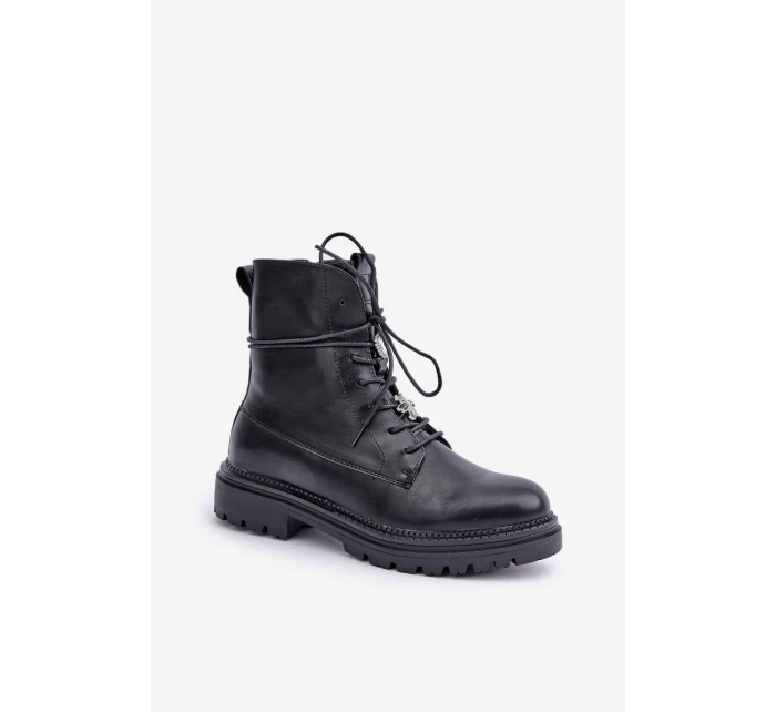 Zateplené boty s ozdobnými prvky na šněrování černé model 21680629 - EVENTO Zateplené boty s ozdobnými prvky na šněrování černé model 21680629 - EVENTO