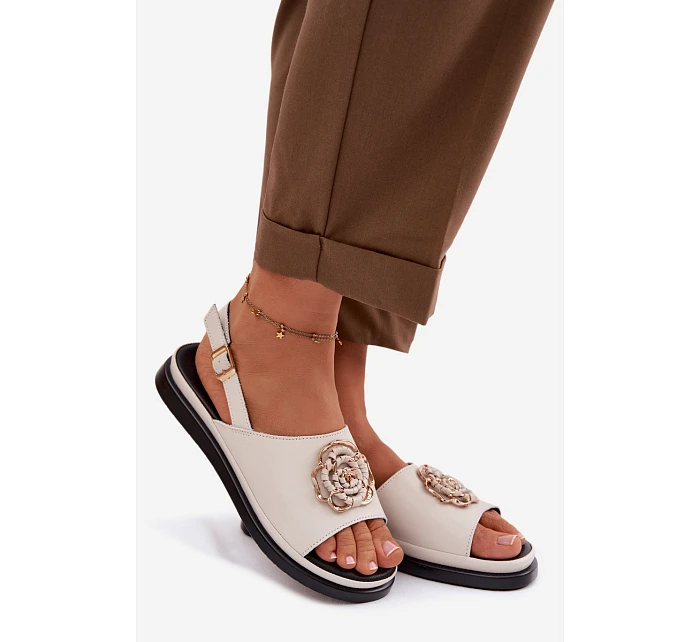 Kožené dámské sandály s ozdobným detailem D&A GR61-5937 Béžové