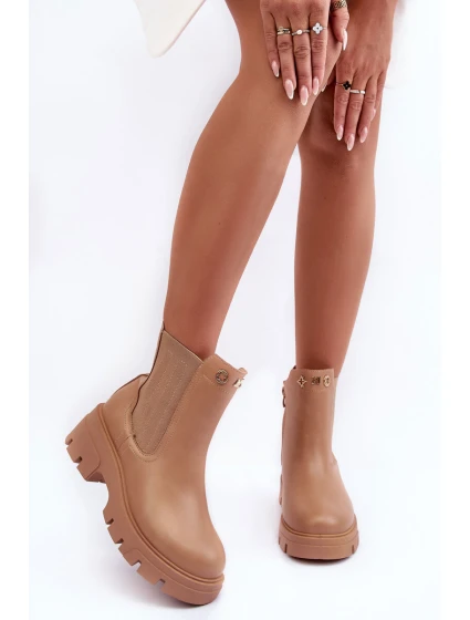 Dámské kožené botky se zdobením Bežové model 21633828 - Boto Dámské kožené botky se zdobením Bežové model 21633828 - Boto