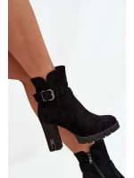 Dámské kotníkové boty na podpatku s přezkou zateplené černé model 21711634 - Boto Dámské kotníkové boty na podpatku s přezkou zateplené černé model 21711634 - Boto